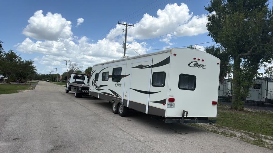 Travel trailer towed on a Cape Coral street